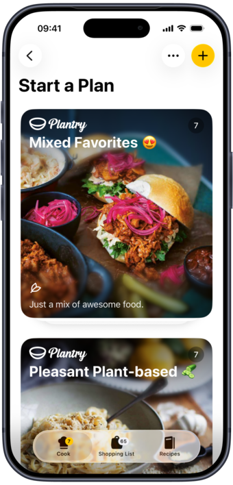 Browsing ready-made weekly meal plans in Plantry
